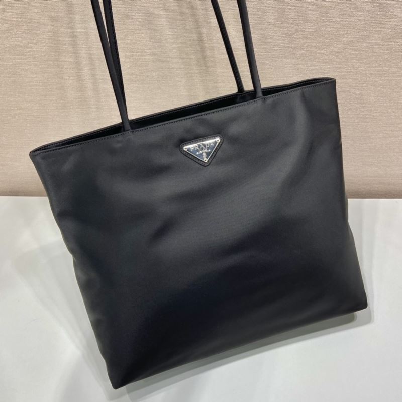 Pra*a tote bags